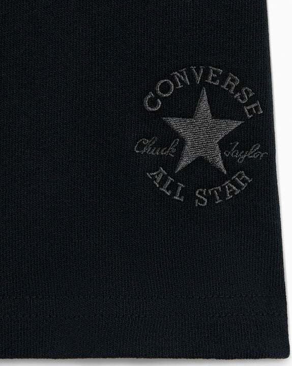 #color_Converse Black