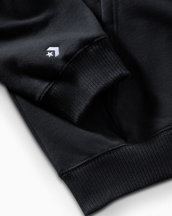 #color_Converse Black