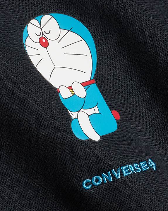 #color_Converse Black