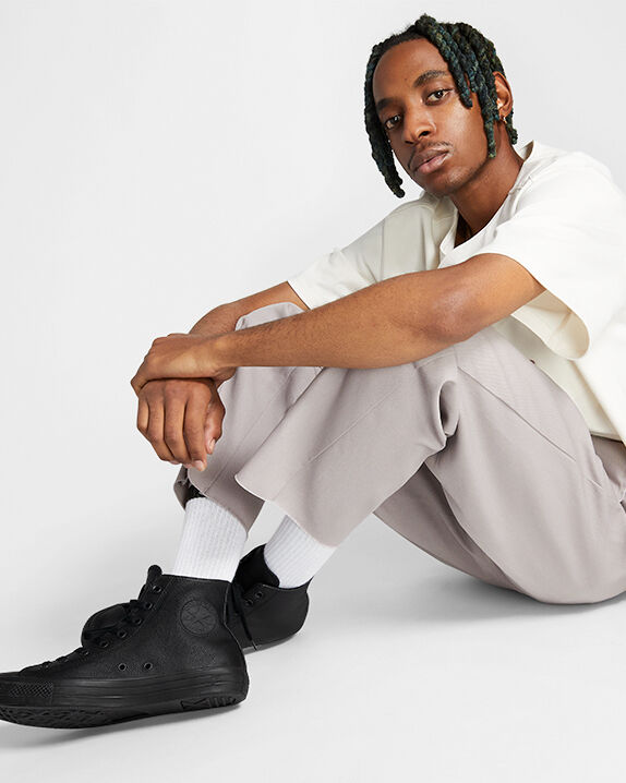 #color_Black Monochrome