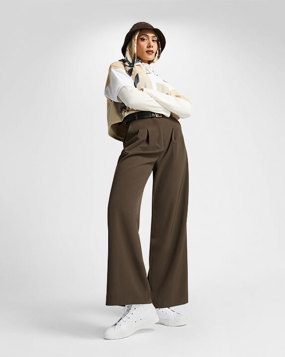 #color_White Monochrome