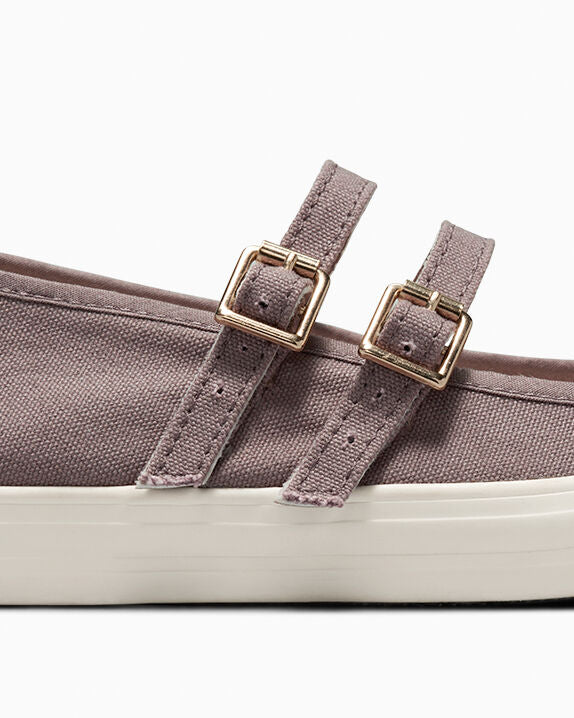 #color_Pure Pumice/Egret/Black