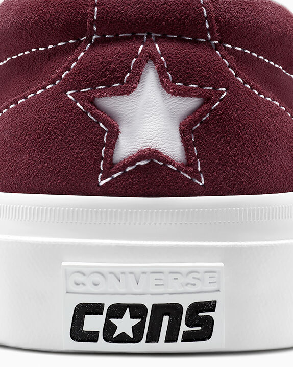 #color_Deep Bordeaux/White/White