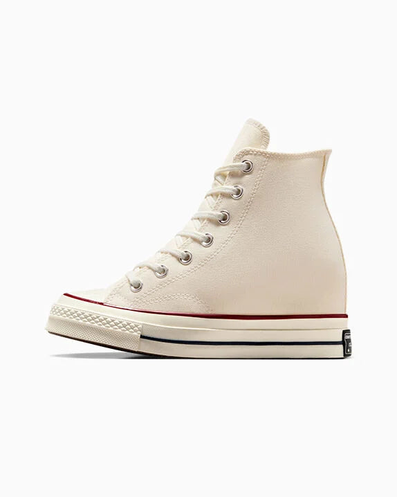 #color_Egret/Black/Red