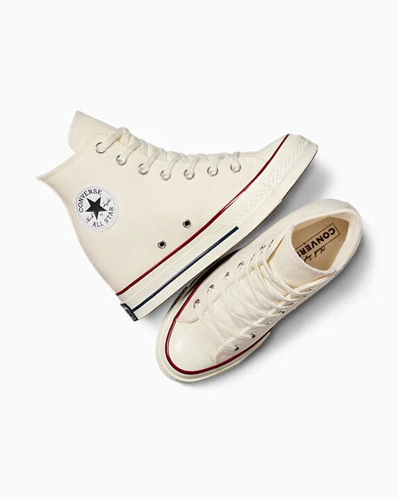 #color_Egret/Black/Red