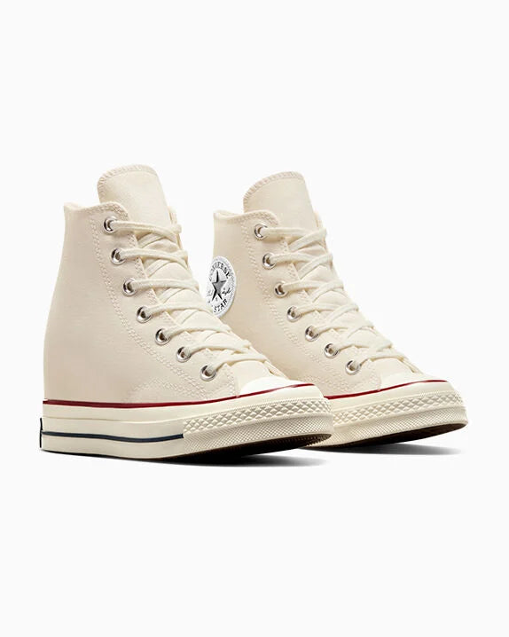 #color_Egret/Black/Red