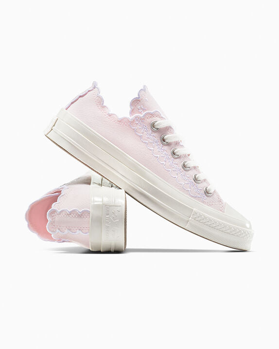 #color_Sugar Berry/Vintage White