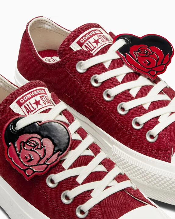 #color_Park Red/Vintage White/Egret