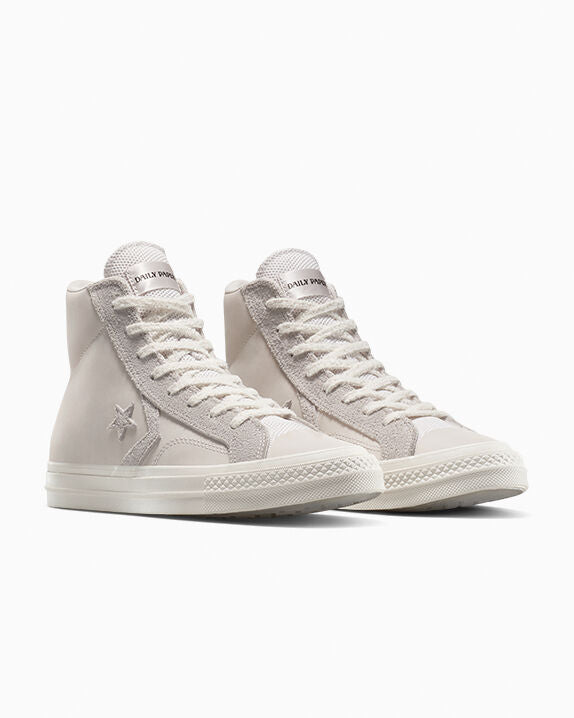 #color_White Sand/Egret/Black