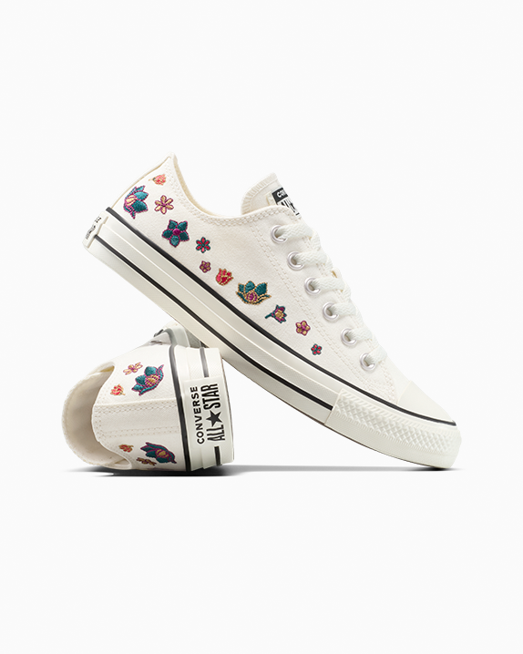 #color_Egret/Darkly Jaded/Red