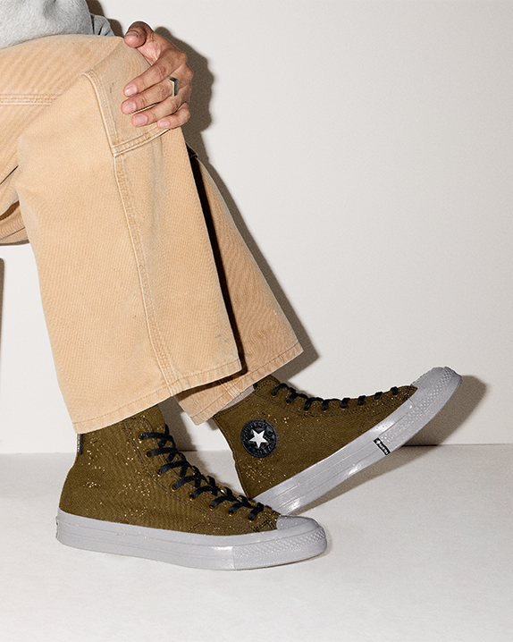 #color_Surplus Olive/Black/Classic Grey