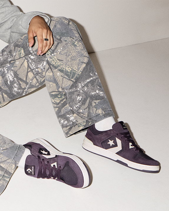 #color_Raisin/Egret/Raisin