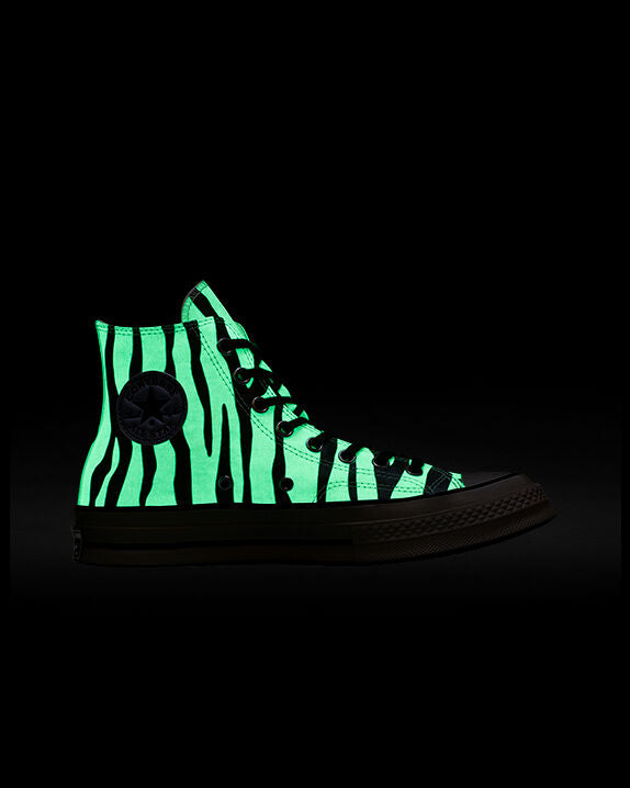 #color_Light Dune/Black/Egret