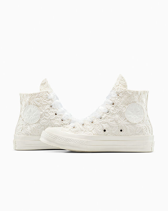 #color_Vintage White/Black/Vintage White