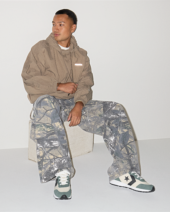 #color_Classic Ecru/Mineral Brew