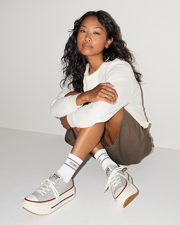 #color_Grey Area/Egret/Garnet