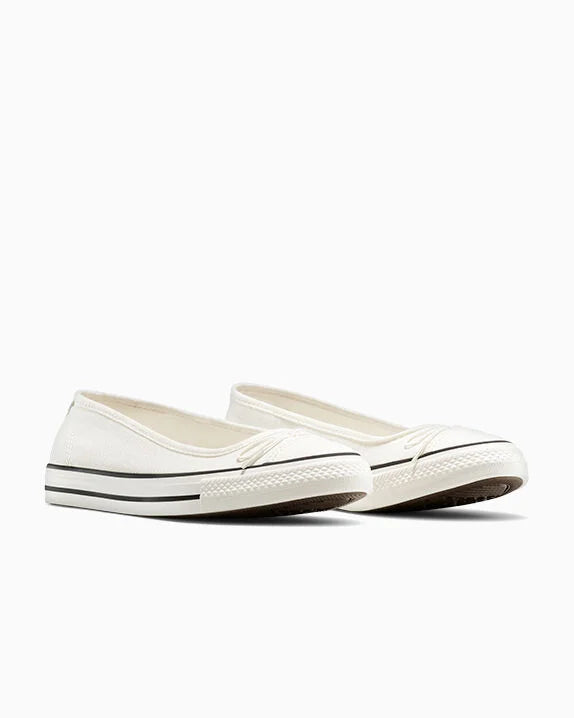 #color_Egret/Black/Egret