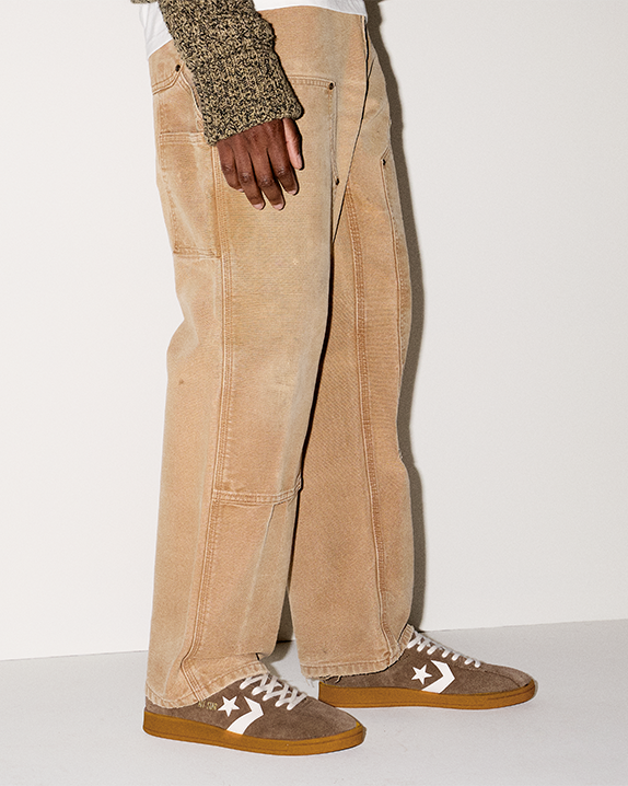 #color_Grounded/Vintage White/Gum