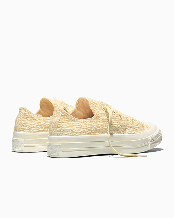 #color_Clear Skies/Golden View/Egret