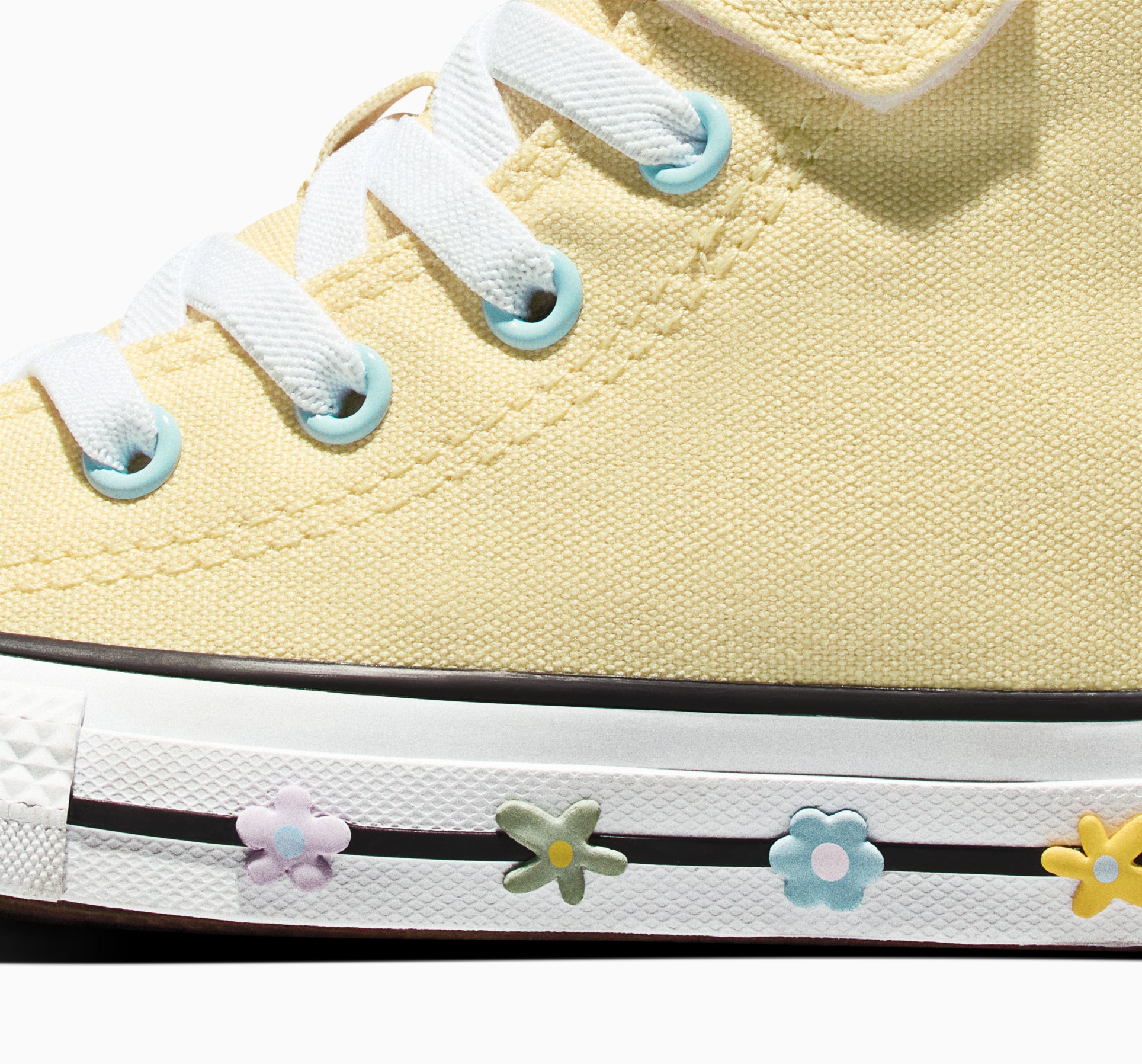 Chuck Taylor All Star Easy-On Bubble Flowers