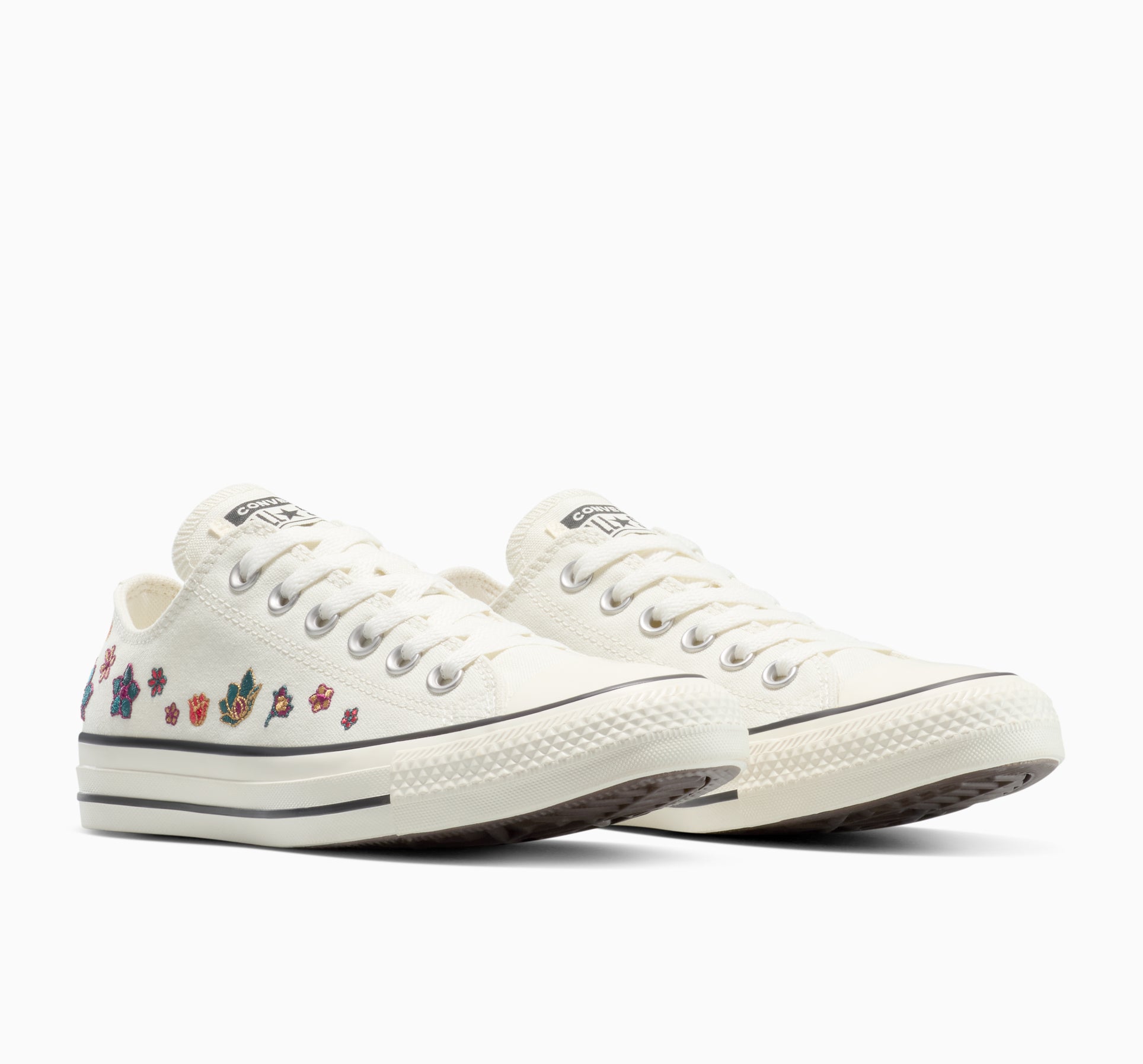 Chuck Taylor All Star Flowers