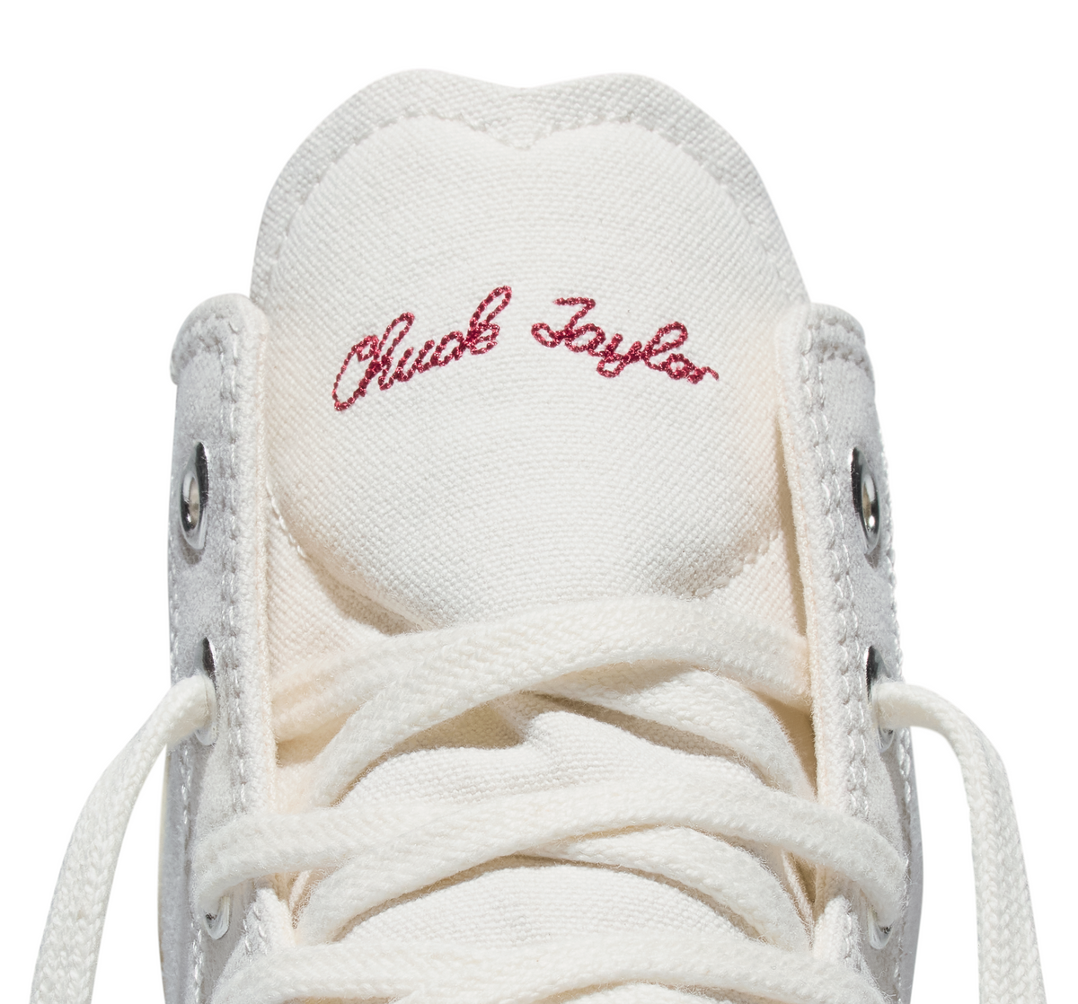 Chuck 70 Hearts