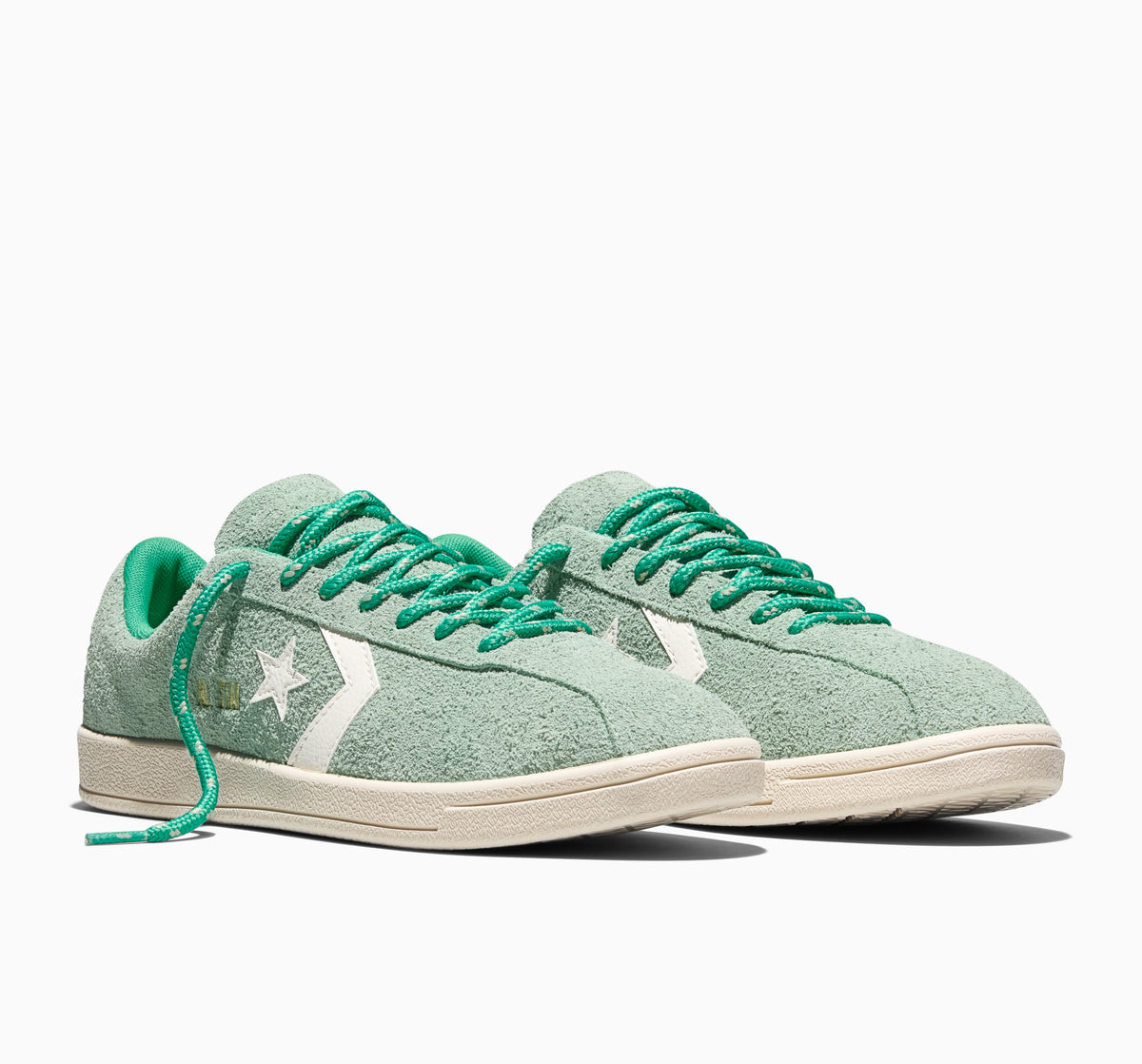 All Star Classic Trainer Suede