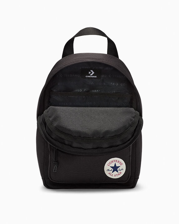 #color_Converse Black