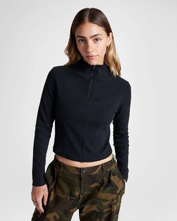 Half-Zip Mock Neck Long Sleeve Top | Converse Canada
