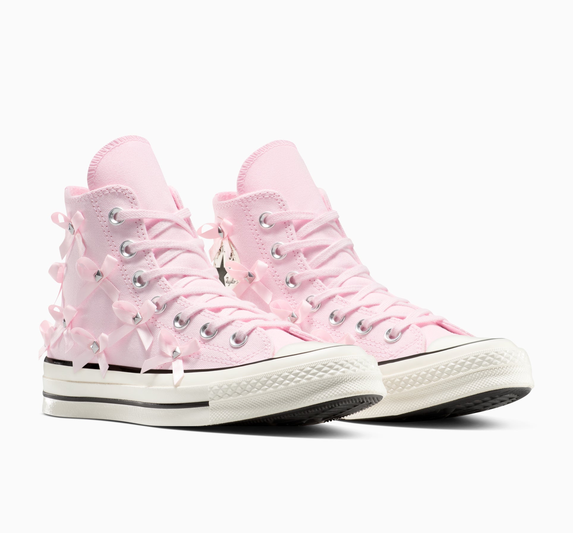 Chuck 70 Bows & Studs