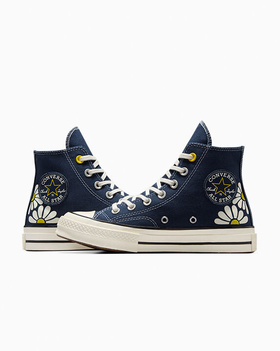 #color_Navy/Egret/Dandy Lion