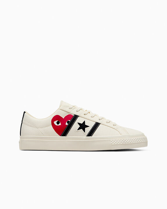 その他 COMME des GARCONS Converse x PLAY Comme des Garçons One Star Academy Pro Low