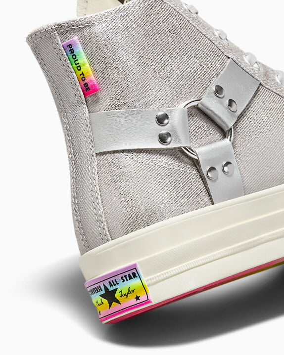 #color_Silver/Egret/Chaos Fuchsia
