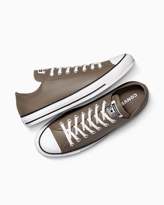 #color_Classic Taupe/White/Black