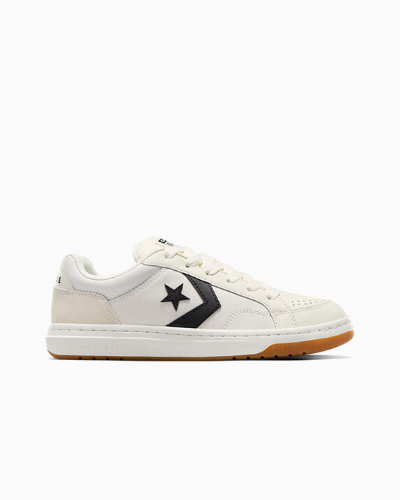 #color_Vintage White/Egret/Black