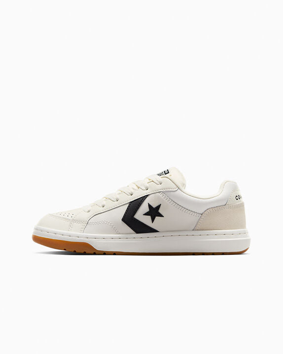 #color_Vintage White/Egret/Black