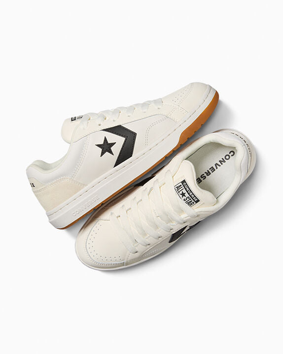 #color_Vintage White/Egret/Black