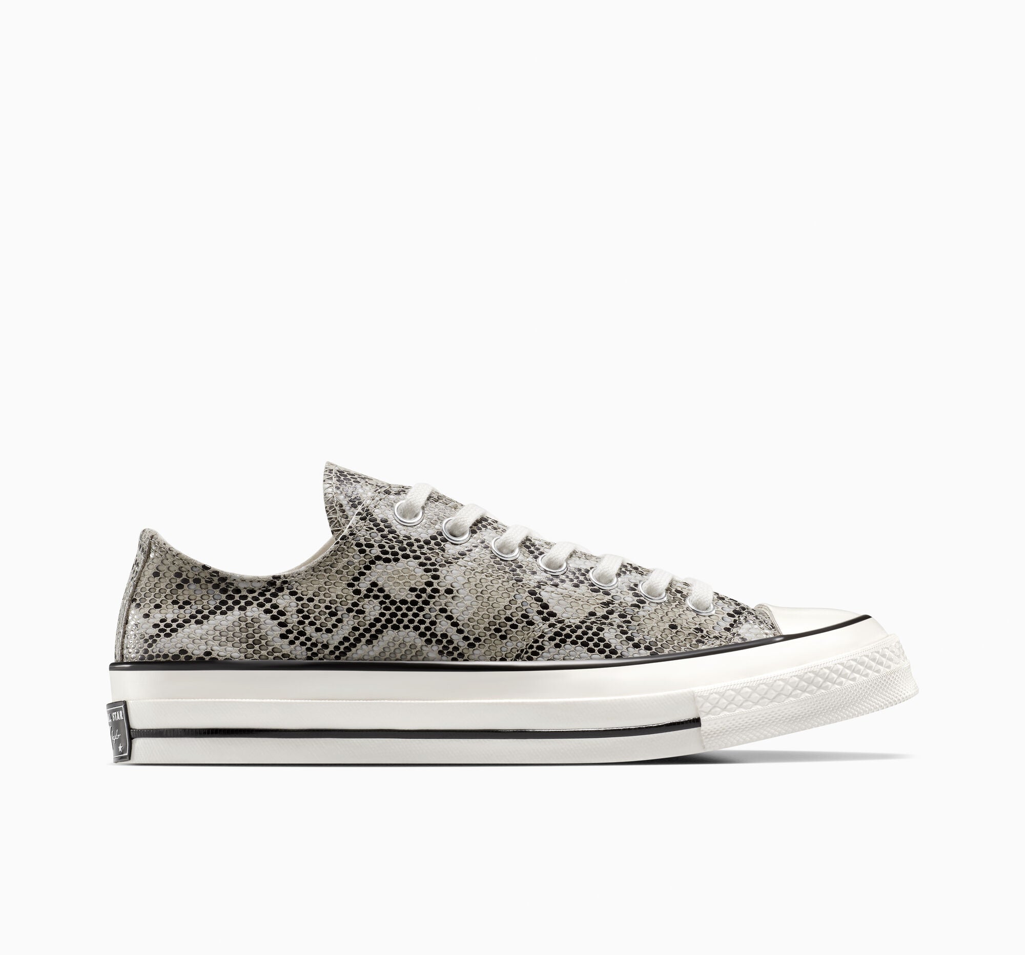 #color_Pale Surplus/Egret/Black
