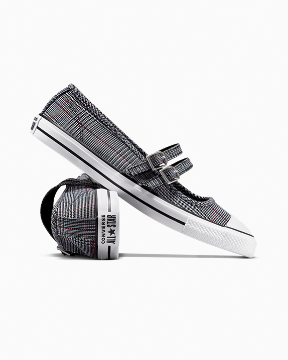#color_Black/White/Sporty Berry