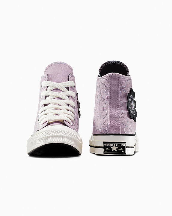 ⭐︎hana⭐︎ Chuck Taylor All Star Embroidered Flowers High Top
