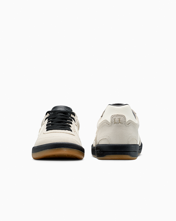 #color_Egret/Black/Gum