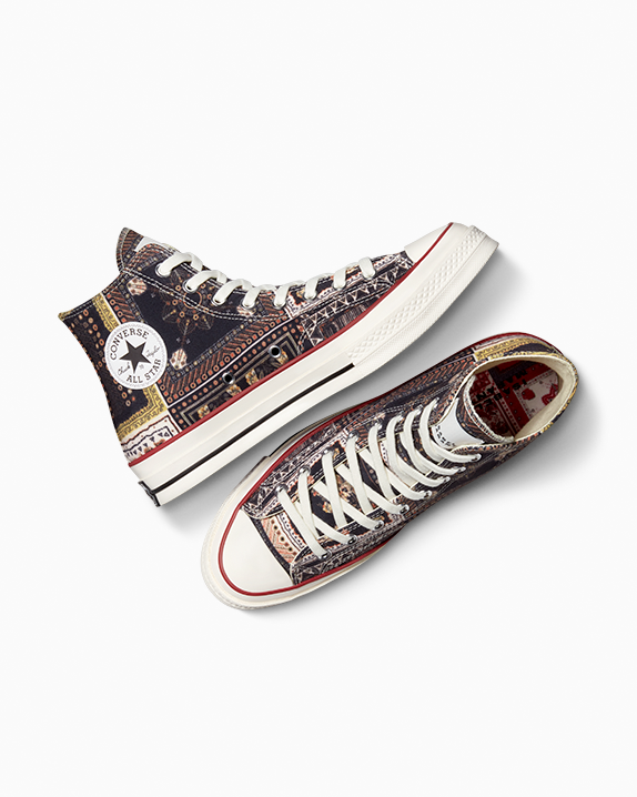 #color_Black/Vanilla Ice/Red