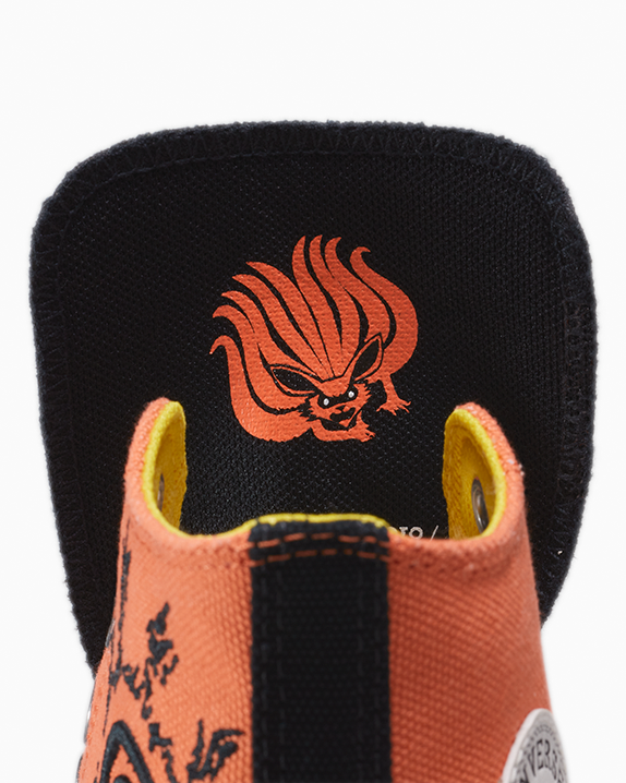 #color_Pale Magma/Black/Egret