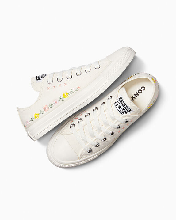 Chuck Taylor All Star Embroidered Flowers Low Top | Converse