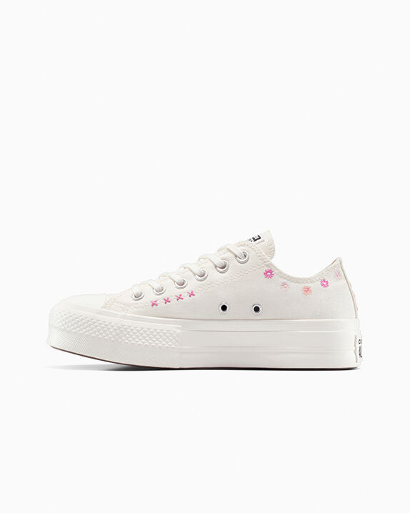 Chuck Taylor All Star Lift Floral Embroidery Low Top | Converse Canada