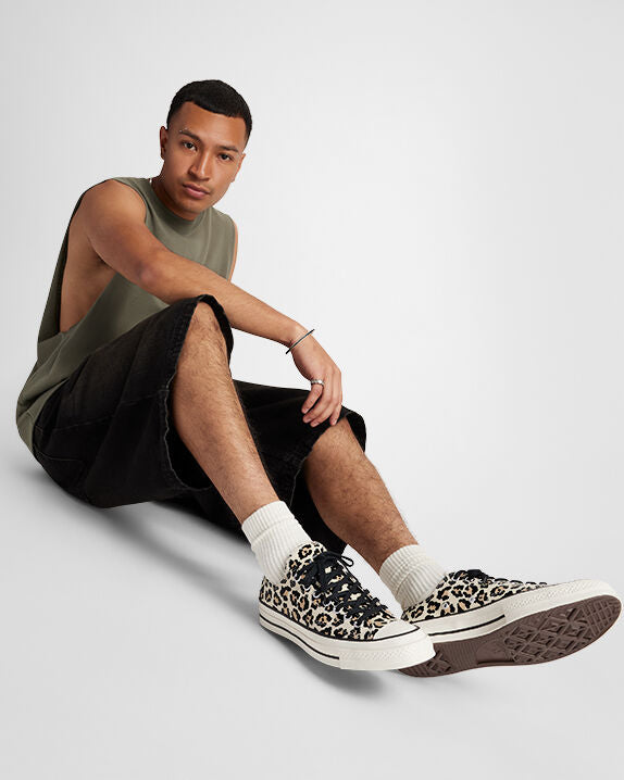 ウルフダウン　WDC70mh　GORILLA Chuck 70 Glow-In-The-Dark Leopard Print Low Top | Converse