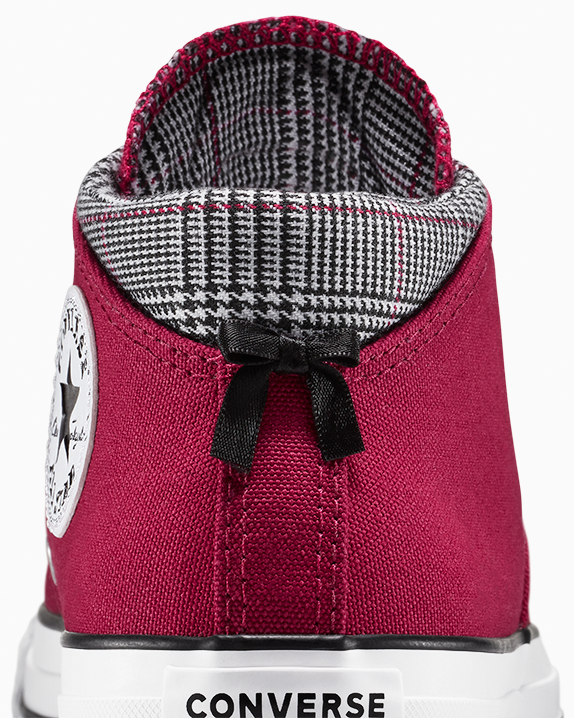 #color_Sporty Berry/Black/White