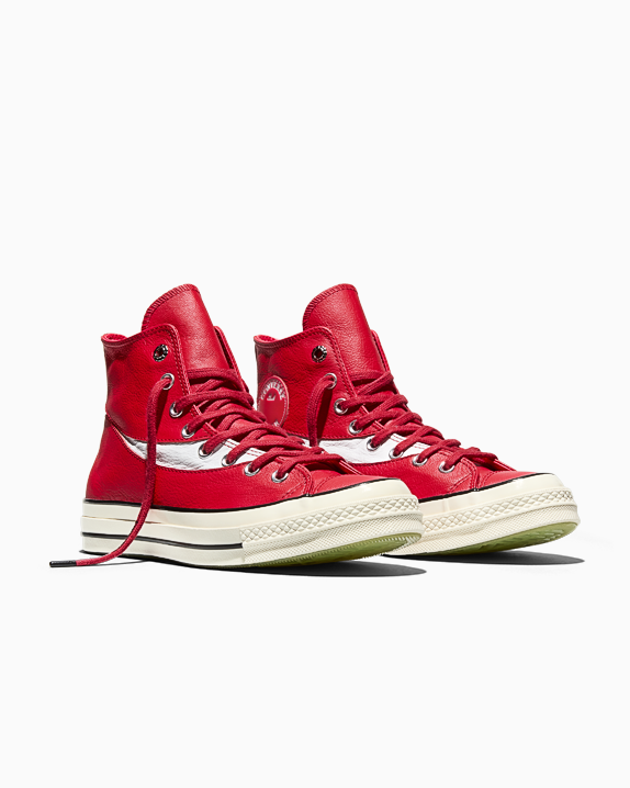 #color_Racing Red/Egret/Black