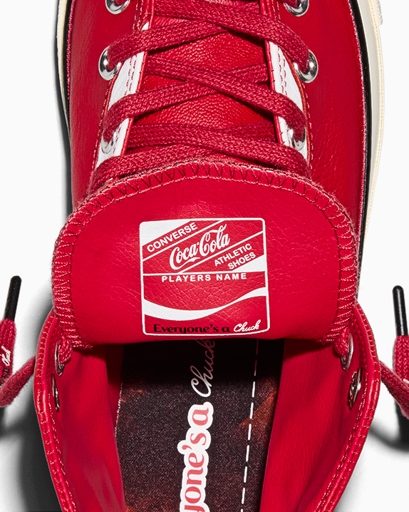 #color_Racing Red/Egret/Black
