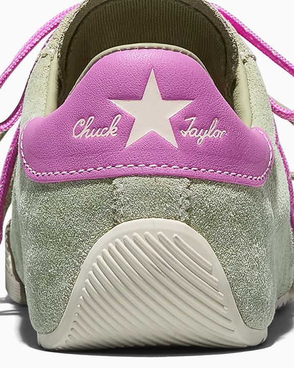 #color_Light Field Surplus